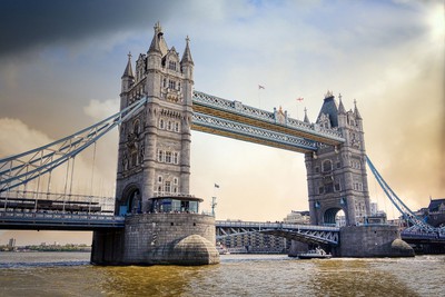 London Mayor Seeks to Ban Gambling Ads Across Transport Network